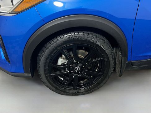 Used 2024 Nissan Kicks SV FWD image 13