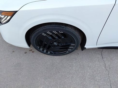 New 2026 Nissan Sentra SR w/ Floor Mat Package image 35