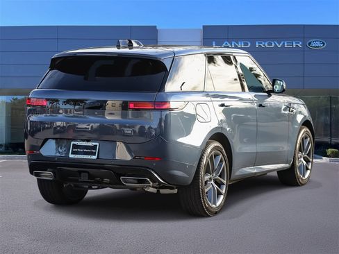 New 2026 Land Rover Range Rover Sport Dynamic SE image 6
