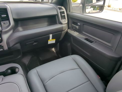 New 2026 RAM 4500 Tradesman w/ Chrome Appearance Group AWD/4WD image 15