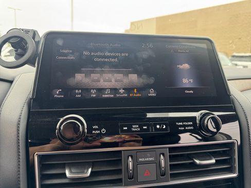 Used 2022 Nissan Armada SL image 28