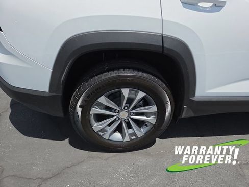 New 2026 Chevrolet Equinox LT w/ Convenience Package II AWD/4WD image 21