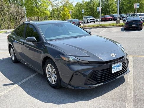 Used 2025 Toyota Camry LE FWD image 2