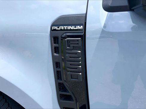 New 2026 Ford F250 Platinum AWD/4WD image 15