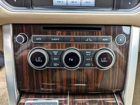 Used 2016 Land Rover Range Rover HSE AWD/4WD image 22