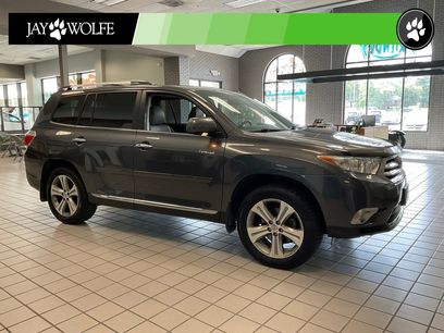 Used 2011 Toyota Highlander Limited w/ Tow Pkg