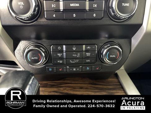 Used 2019 Ford F150 Lariat image 10