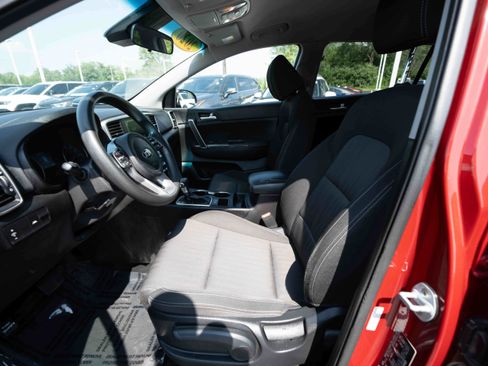 Used 2020 Kia Sportage LX FWD image 9