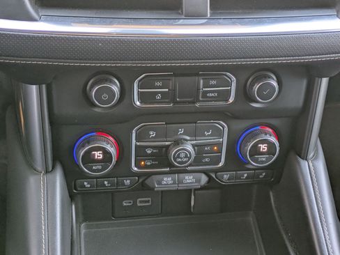 Used 2021 Chevrolet Tahoe Premier image 23