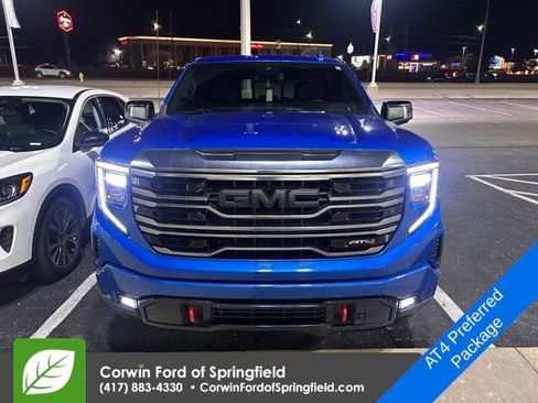 Used 2022 GMC Sierra 1500 AT4 w/ AT4 Preferred Package image 2