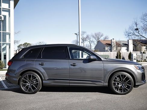 Used 2025 Audi Q7 3.0T Prestige image 4