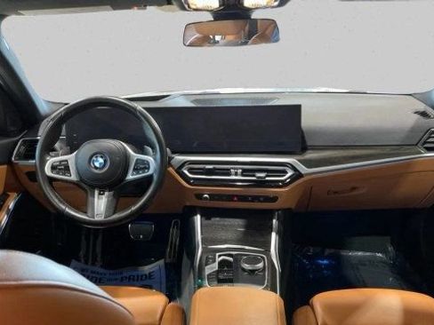 Used 2023 BMW 330i Sedan w/ M Sport Package image 14