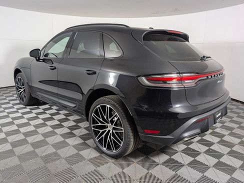 New 2026 Porsche Macan image 3