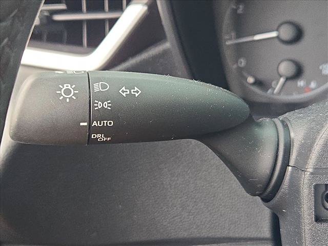 Used 2025 Toyota Corolla SE FWD image 15