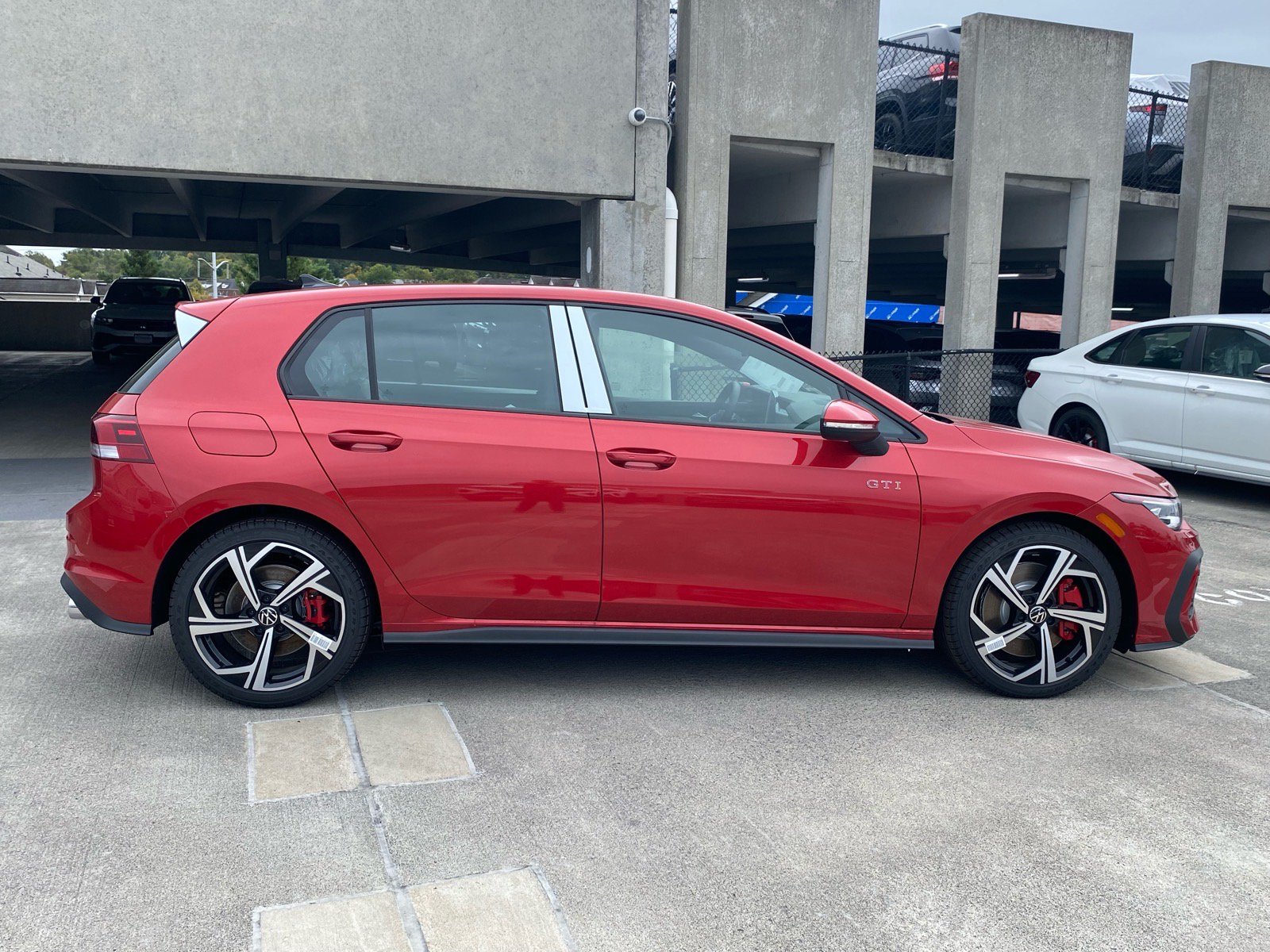 New 2026 Volkswagen GTI SE FWD image 2