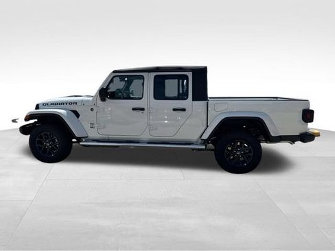 New 2026 Jeep Gladiator Sport AWD/4WD image 5
