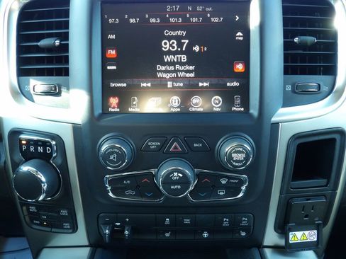 Used 2016 RAM 1500 Big Horn image 19