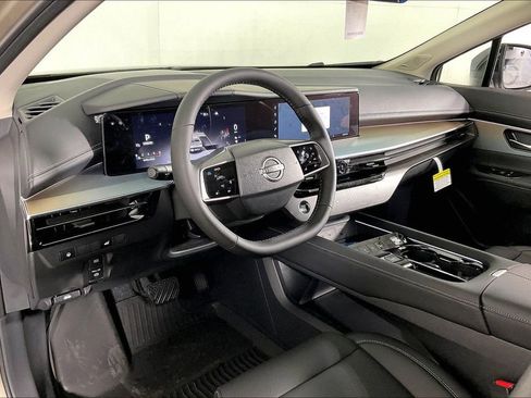 New 2026 Nissan Murano SL image 9