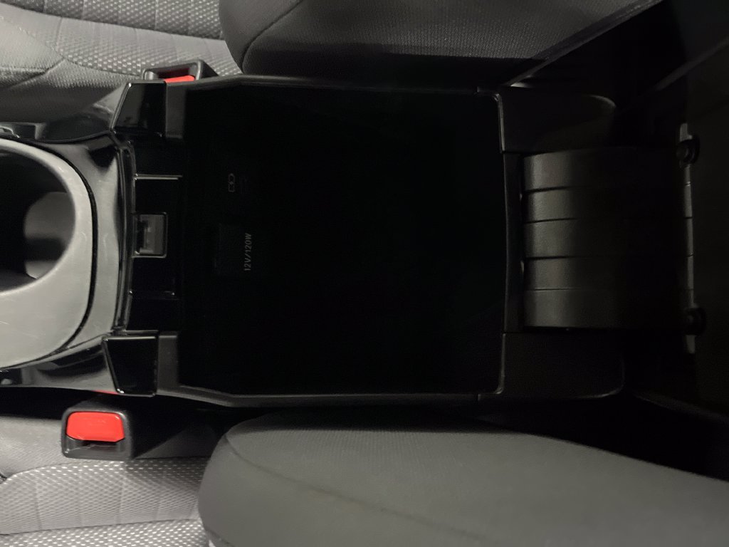 Used 2025 Toyota Corolla SE w/ Convenience Package FWD image 27