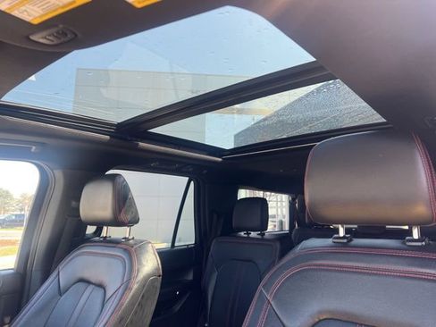 Used 2023 Ford Expedition Max Limited image 26