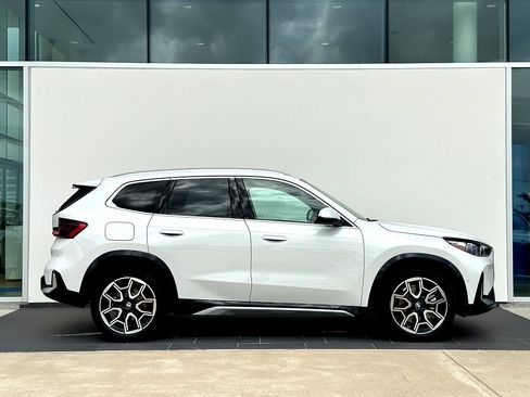 New 2026 BMW X1 xDrive28i w/ Technology Package AWD/4WD image 3