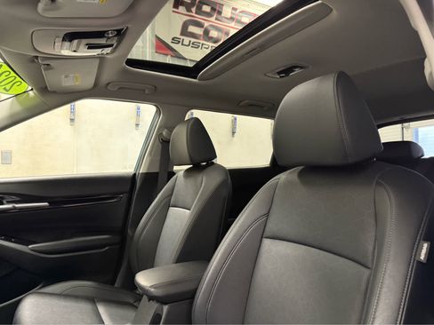 Used 2024 Kia Seltos EX image 11