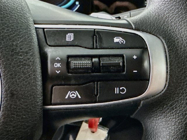 Used 2023 Kia Sportage LX AWD/4WD image 14