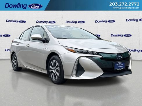 Used 2020 Toyota Prius Prime XLE FWD image 1