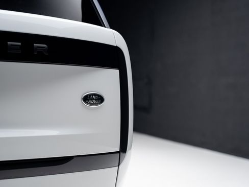 Used 2023 Land Rover Range Rover SE image 28