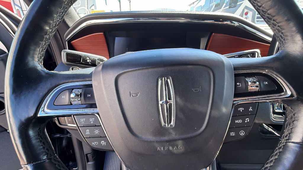 Used 2023 Lincoln Navigator Reserve RWD image 17