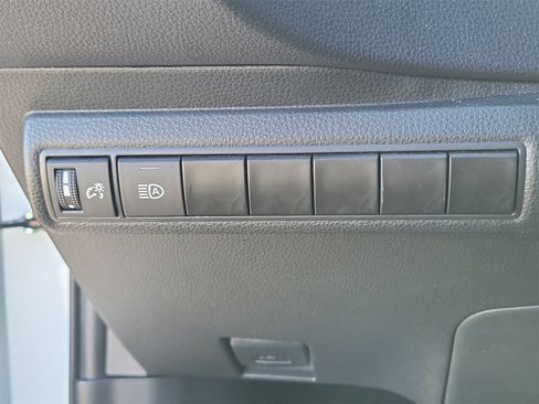 Certified 2024 Toyota Corolla LE image 20