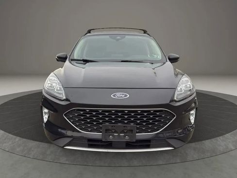 Used 2020 Ford Escape Titanium AWD/4WD image 2