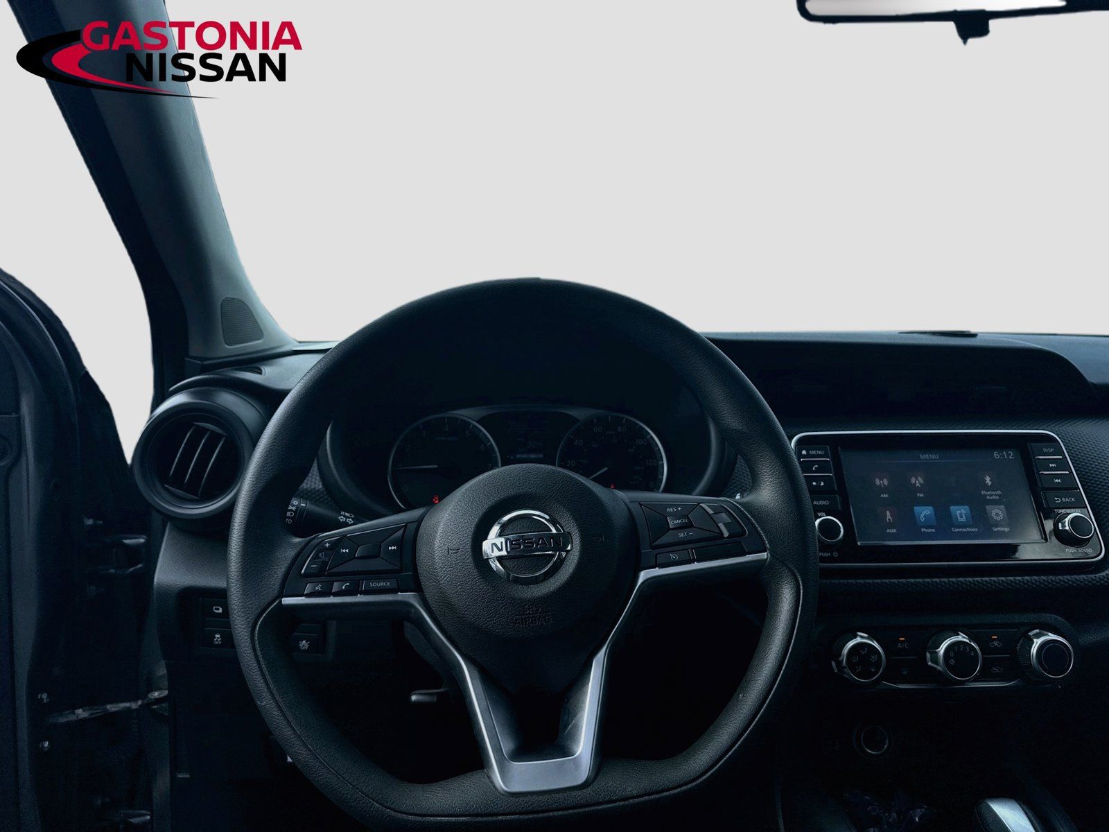 Used 2021 Nissan Kicks S FWD image 27