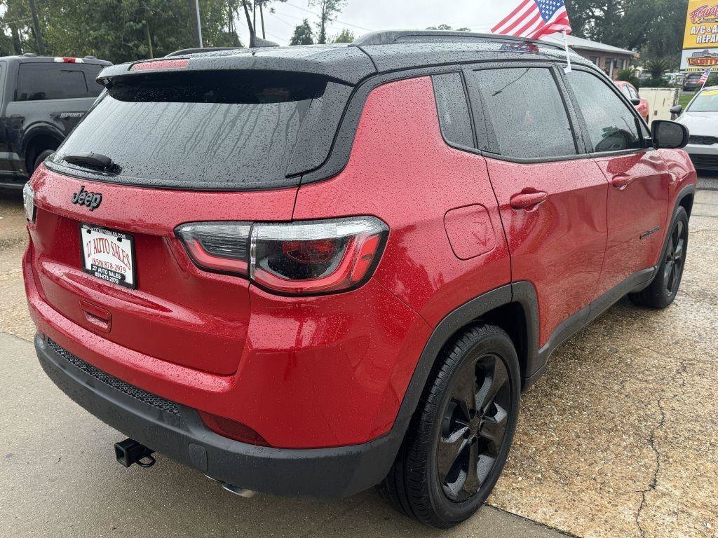 Used 2020 Jeep Compass Latitude FWD image 5