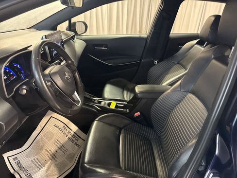 Used 2020 Toyota Corolla XSE image 19