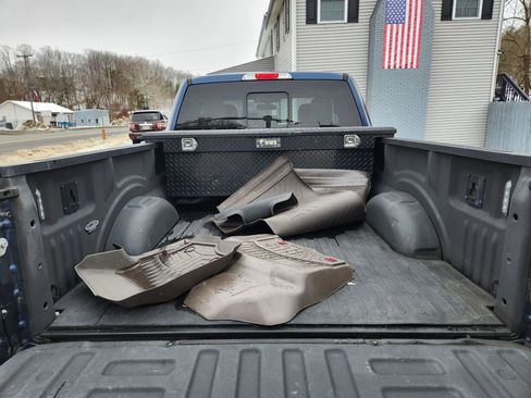 Used 2019 Ford F150 Lariat w/ Equipment Group 502A Luxury image 16