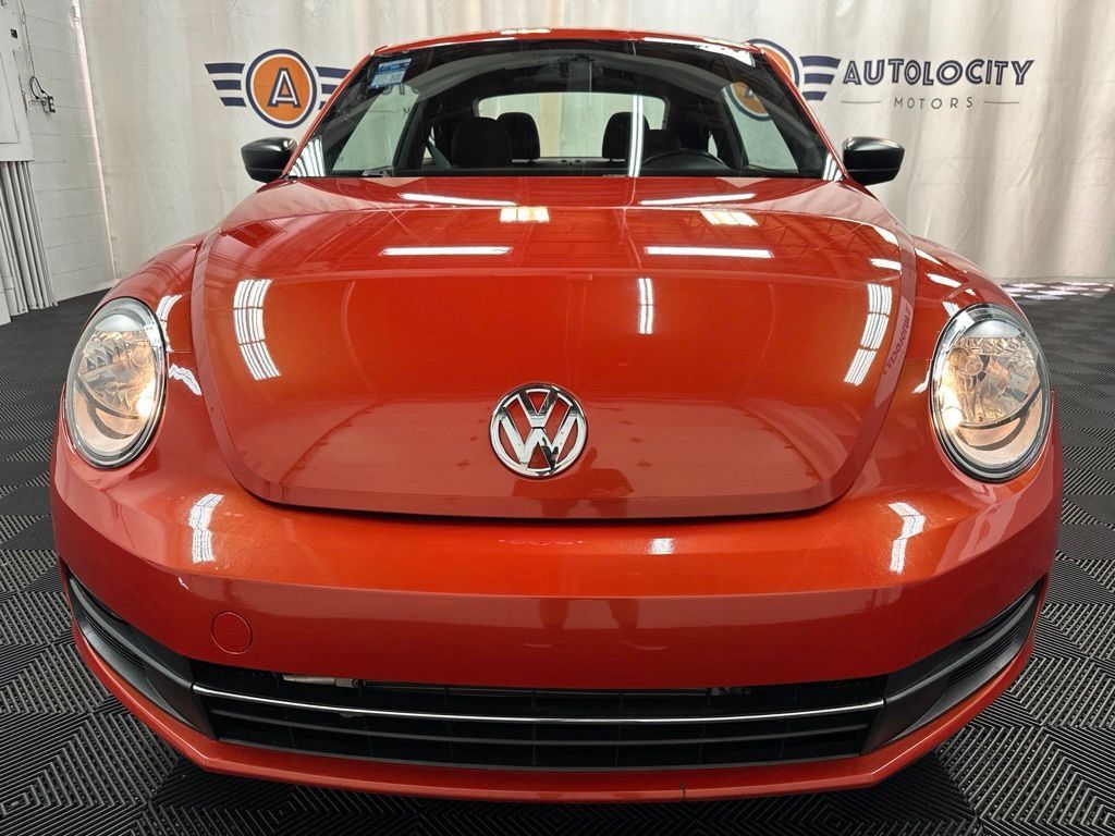 Used 2018 Volkswagen Beetle 2.0T S FWD image 3