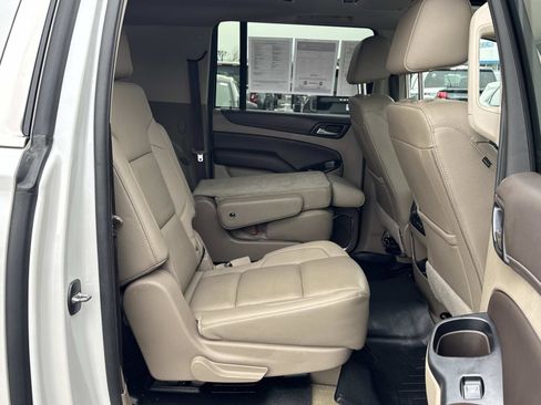 Used 2018 Chevrolet Suburban Premier image 16