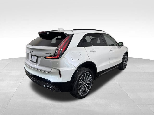 Used 2024 Cadillac XT4 Sport AWD/4WD image 5