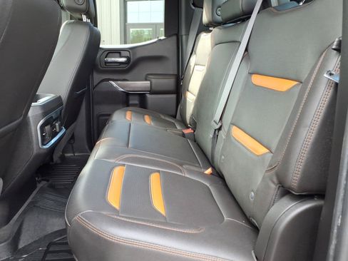 Used 2019 GMC Sierra 1500 AT4 w/ AT4 Premium Package AWD/4WD image 9