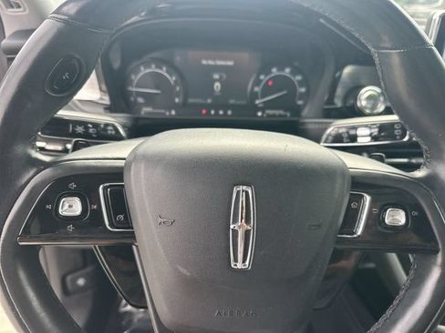 Certified 2022 Lincoln Corsair AWD w/ Premium Package image 20