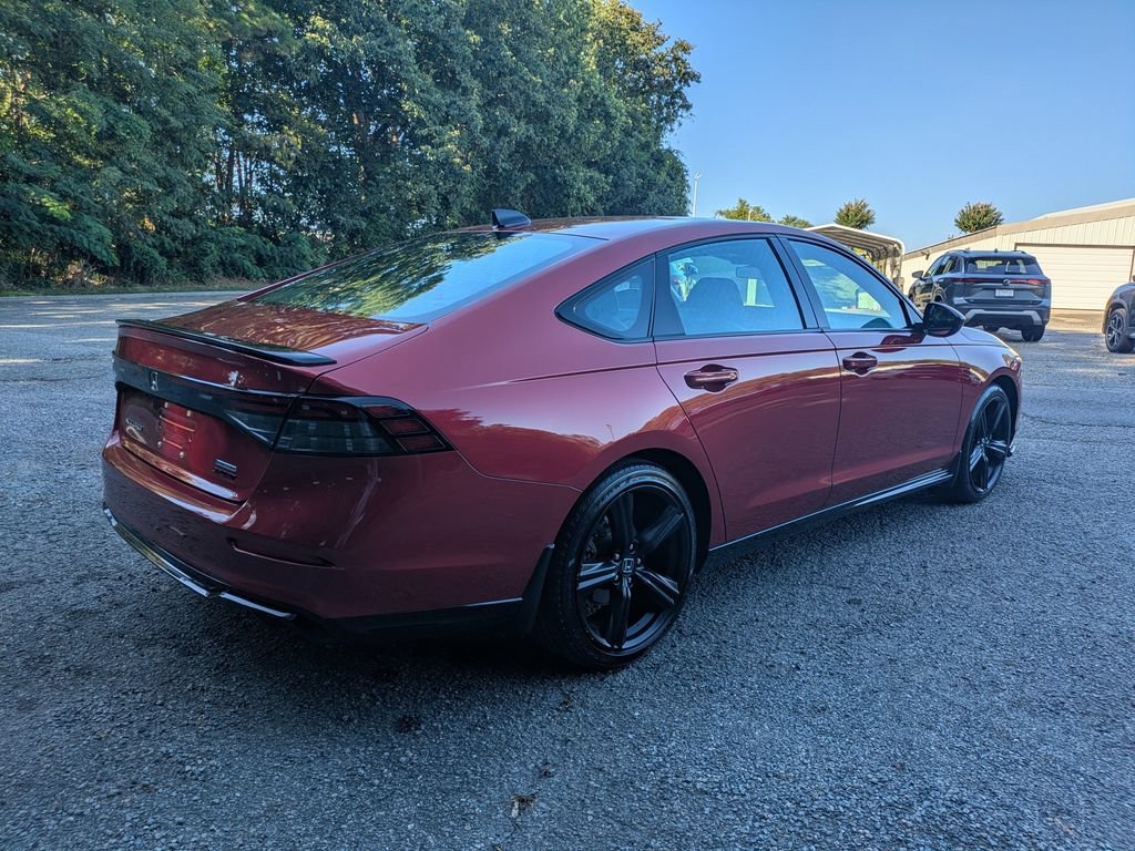 Used 2025 Honda Accord Sport image 4