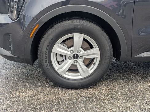 New 2026 Kia Sorento LX FWD image 11