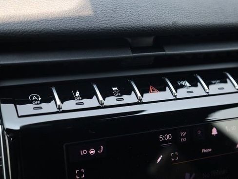 New 2025 Jeep Grand Cherokee Laredo image 17