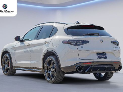 New 2025 Alfa Romeo Stelvio Sprint w/ Veloce Package AWD/4WD image 6
