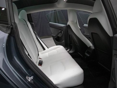 Used 2023 Tesla Model 3 Performance image 18