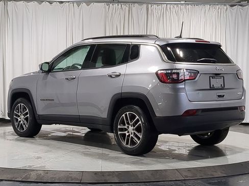 Used 2019 Jeep Compass Latitude image 15