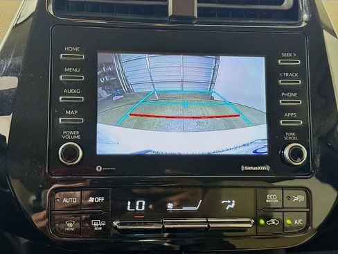 Used 2022 Toyota Prius XLE FWD image 14
