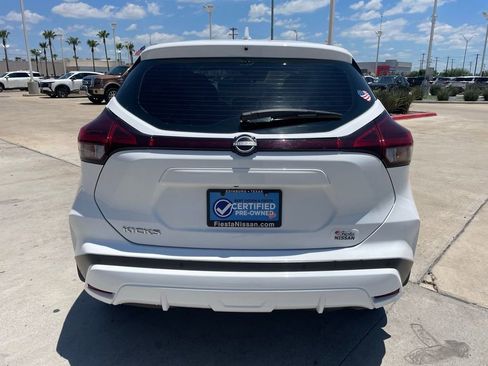 Certified 2023 Nissan Kicks S FWD image 4