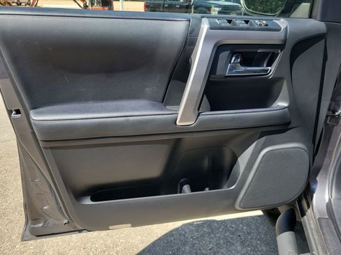 Used 2021 Toyota 4Runner SR5 Premium w/ Moonroof Package AWD/4WD image 12